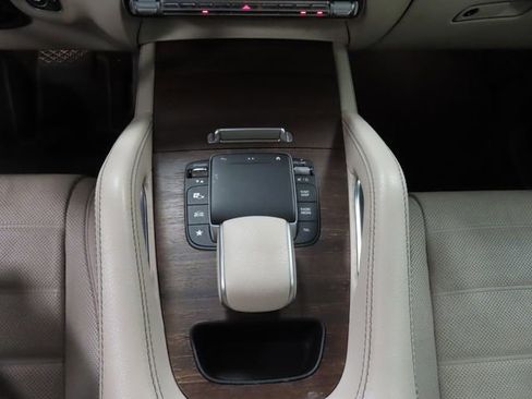 Used 2022 Mercedes-Benz GLE 350 4MATIC image 23
