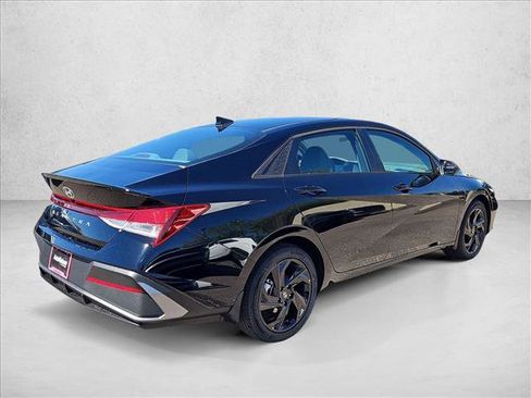 New 2026 Hyundai Elantra Sport image 2