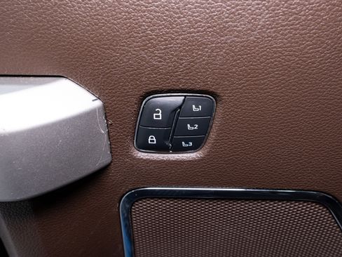 Used 2022 Ford F350 King Ranch w/ King Ranch Ultimate Package AWD/4WD image 18