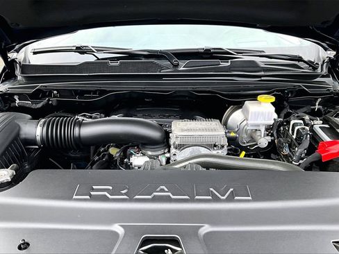 Certified 2024 RAM 1500 Limited image 38