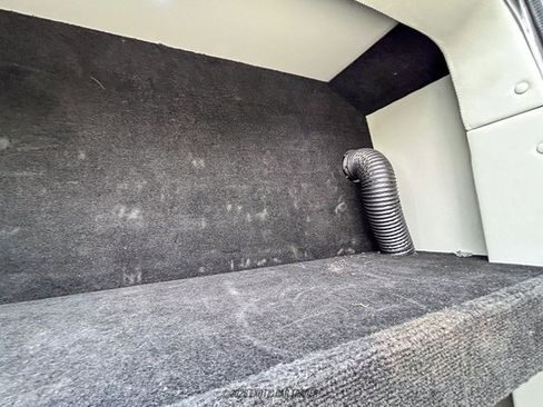 Used 2017 Mercedes-Benz Sprinter 3500 image 94