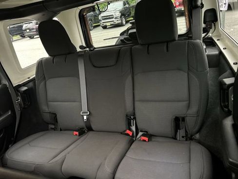 Used 2022 Jeep Wrangler Unlimited Sport AWD/4WD image 23