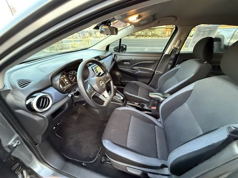Used 2023 Nissan Versa SV image 16