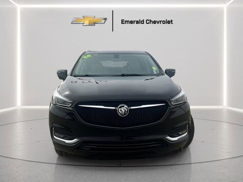 Used 2020 Buick Enclave Essence w/ Sun And Navigation Package image 2