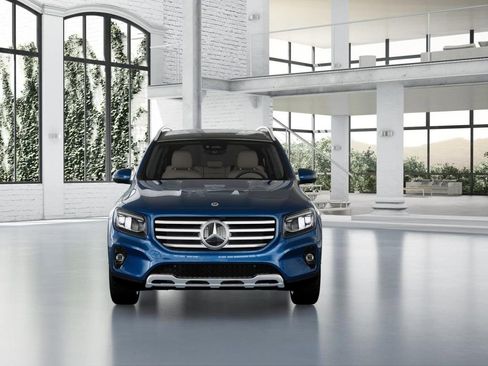 New 2026 Mercedes-Benz GLB 250 4MATIC image 7