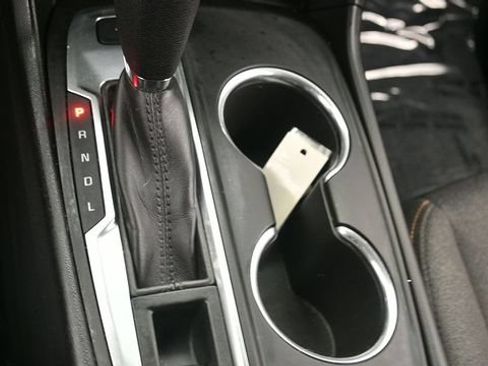 Used 2019 Chevrolet Equinox LT AWD/4WD image 19
