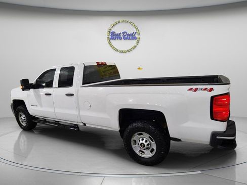 Used 2019 Chevrolet Silverado 2500 W/T w/ WT Convenience Package image 6