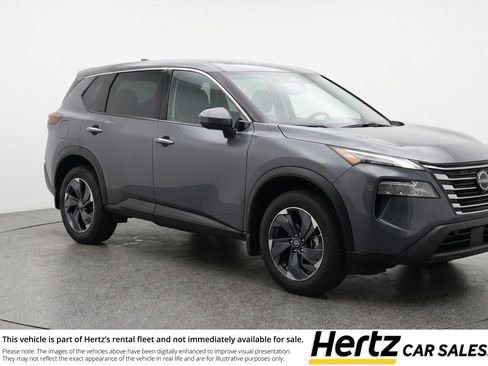 Used 2025 Nissan Rogue SV FWD image 1