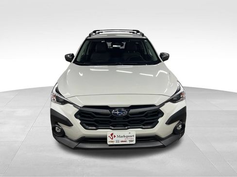 Used 2024 Subaru Crosstrek 2.0i Premium AWD/4WD image 3