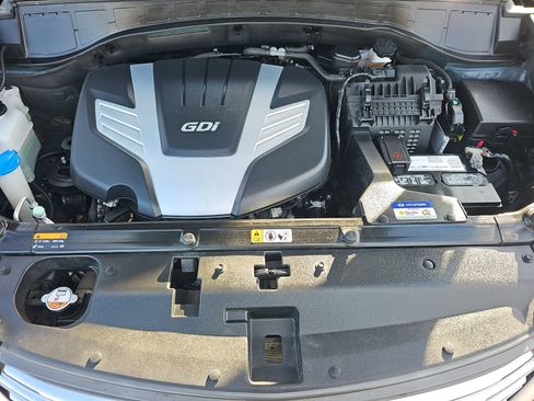 Used 2017 Hyundai Santa Fe SE w/ SE Premium Package 02 image 18