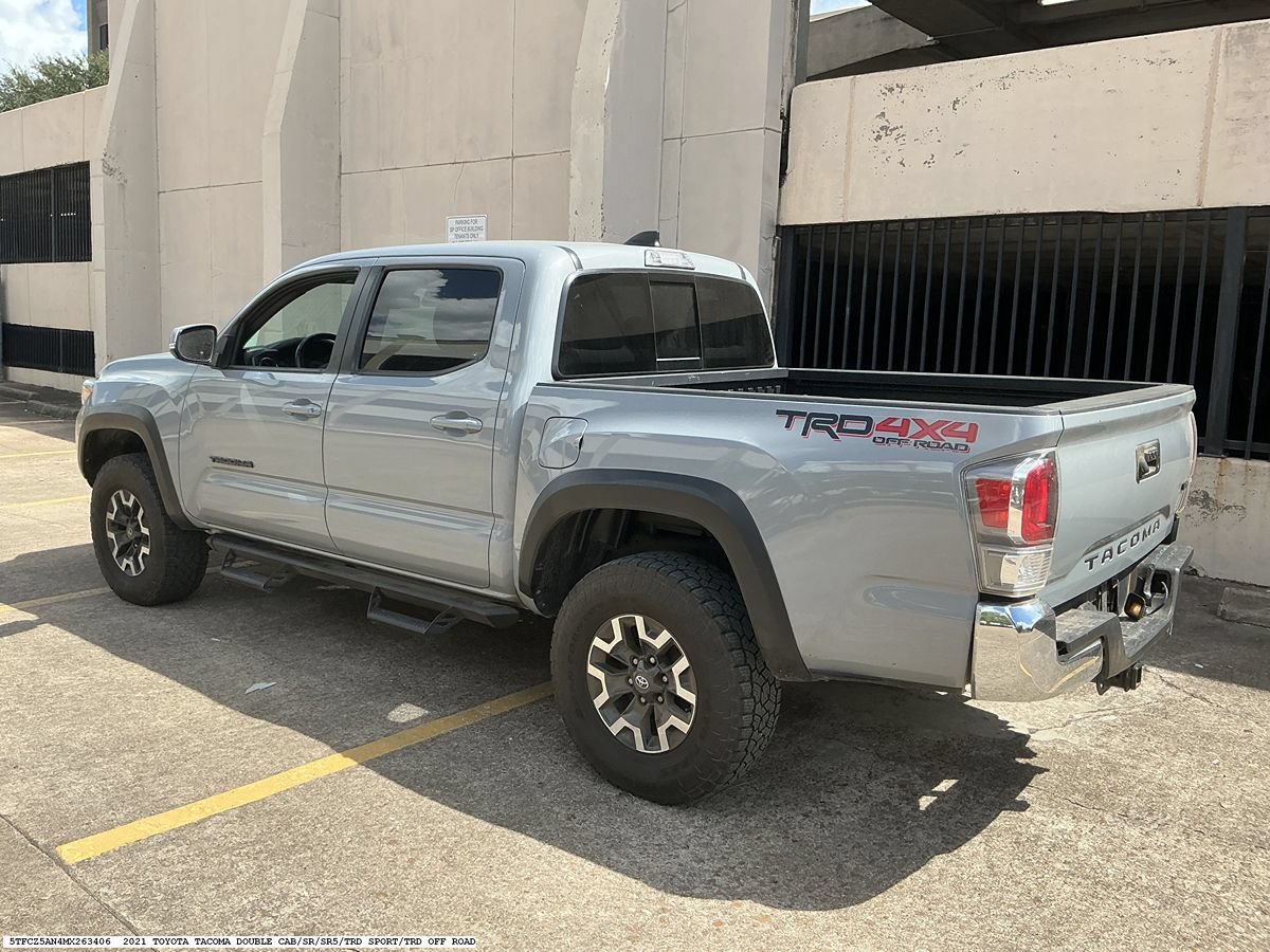 Used 2021 Toyota Tacoma TRD Off-Road AWD/4WD image 5