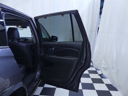 Used 2021 Honda Pilot EX-L image 25