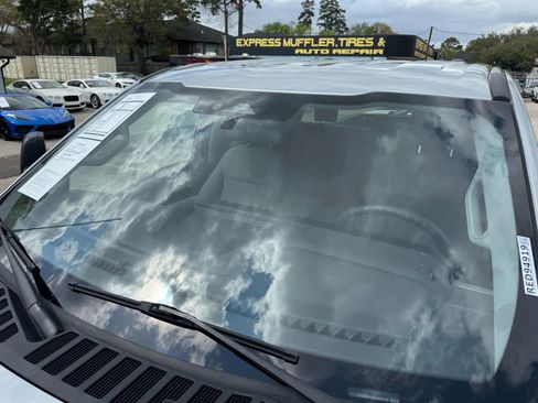 Used 2024 Ford F250 XLT image 12