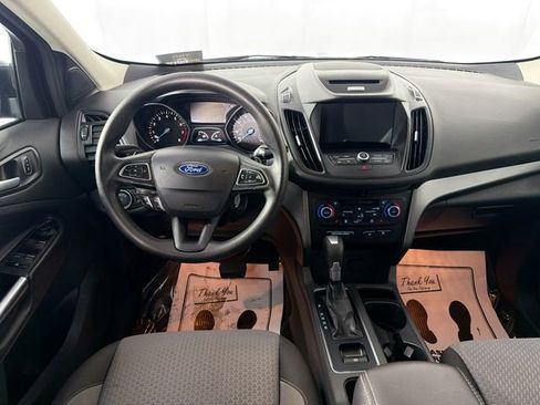 Used 2017 Ford Escape SE w/ Equipment Group 201A FWD image 21