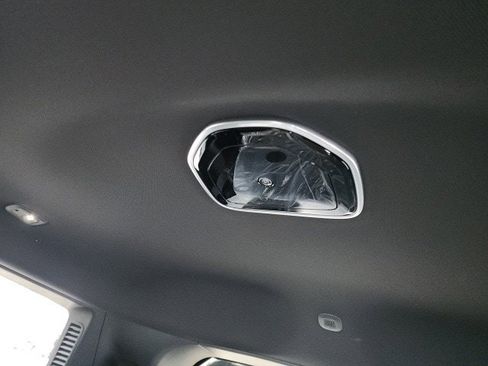 New 2025 Jeep Grand Cherokee L Limited image 4