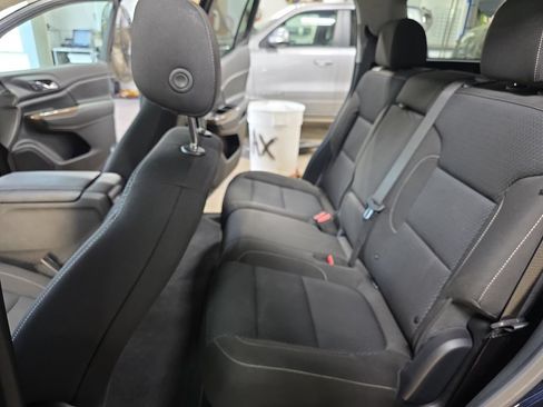 Used 2021 GMC Acadia SLE w/ Driver Convenience Package AWD/4WD image 14