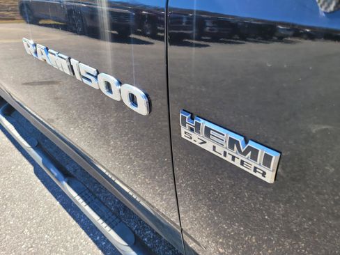 Used 2012 RAM 1500 Sport w/ Sport Premium Group image 5