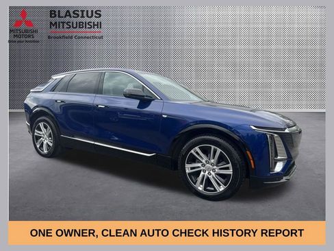 Used 2024 Cadillac Lyriq Tech w/ Driver Assist Package AWD/4WD image 1