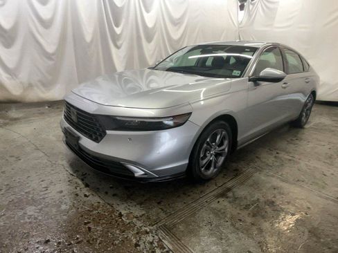Used 2024 Honda Accord EX-L image 13