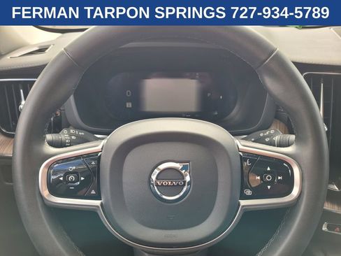 Certified 2023 Volvo XC60 B5 Ultimate w/ Climate Package image 28