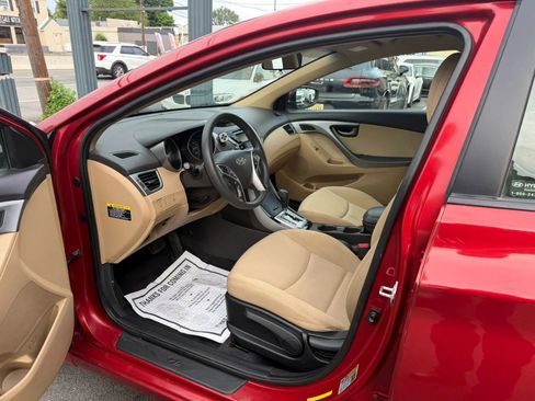 Used 2012 Hyundai Elantra GLS w/ Preferred Pkg 3 FWD image 15