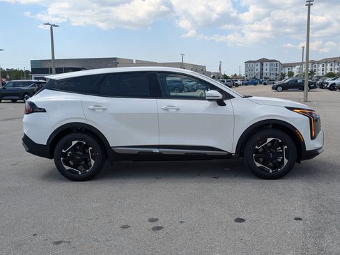 New 2026 Kia Sportage S AWD/4WD image 4