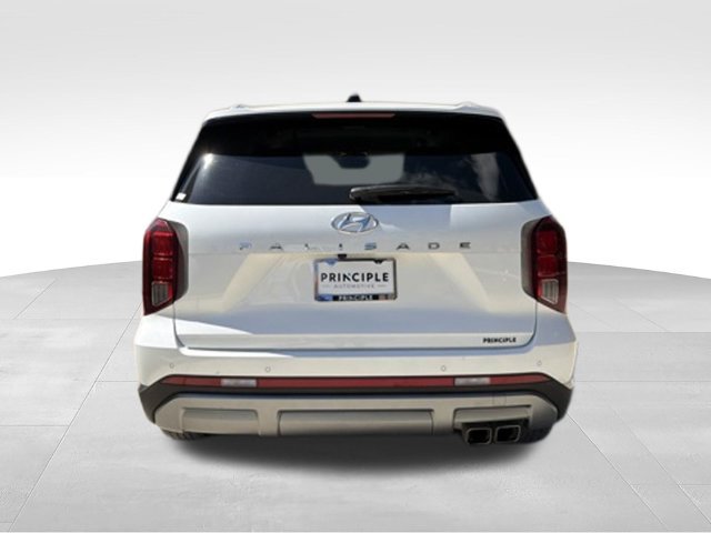 Used 2024 Hyundai Palisade SEL FWD image 3