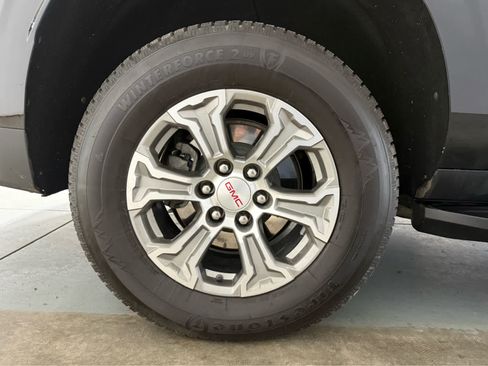 Used 2024 GMC Yukon XL SLE w/ Max Trailering Package AWD/4WD image 10