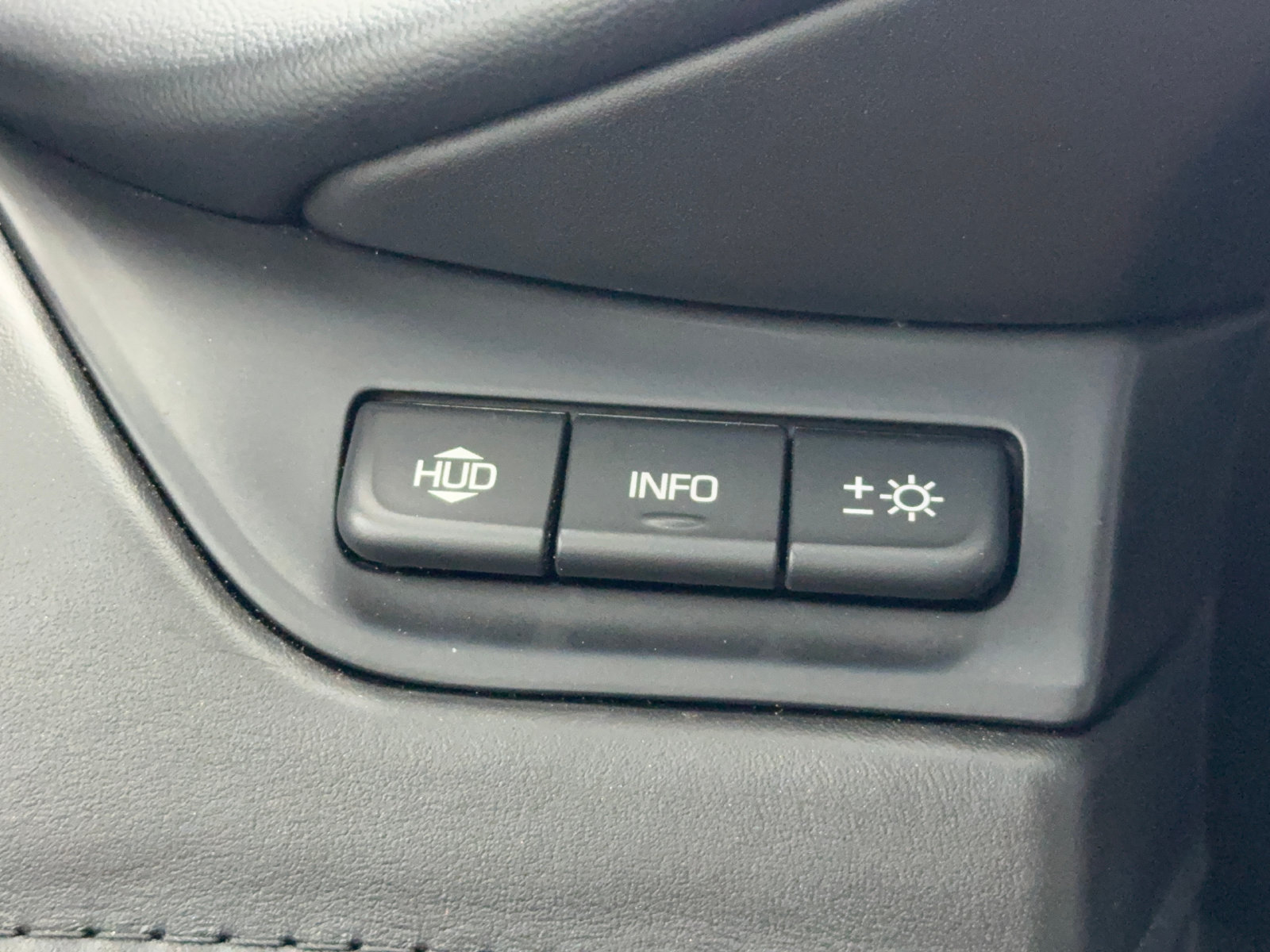 Used 2016 Cadillac Escalade Platinum AWD/4WD image 32