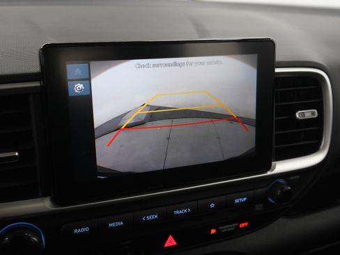 Certified 2023 Hyundai Venue SEL w/ Cargo Package FWD image 21