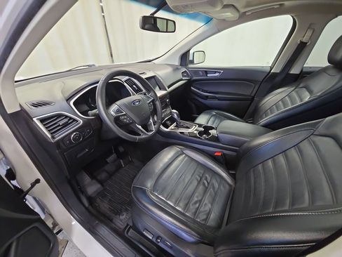 Used 2017 Ford Edge SEL w/ Equipment Group 201A AWD/4WD image 13