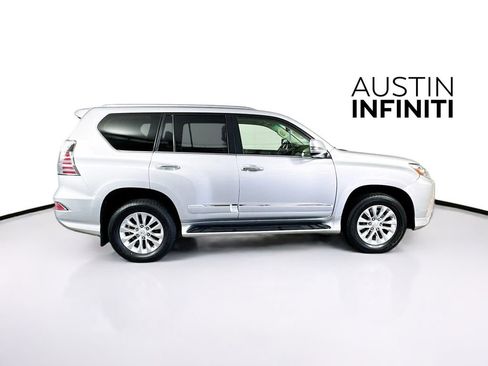 Used 2015 Lexus GX 460 w/ Premium Package image 9