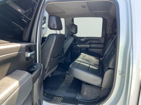 Used 2022 Chevrolet Silverado 2500 LTZ AWD/4WD image 11