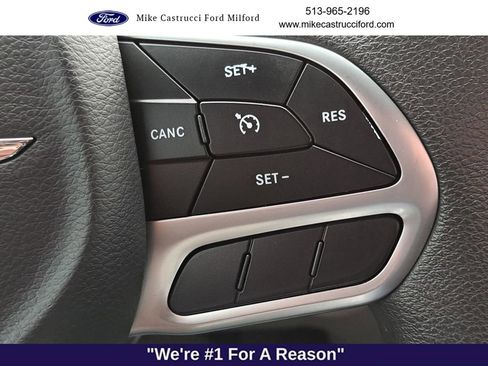 Used 2018 Chrysler Pacifica Touring Plus w/ Tire & Wheel Group image 18