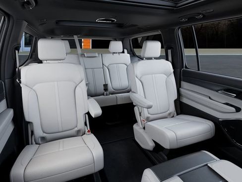 New 2026 Jeep Grand Wagoneer 4WD image 15