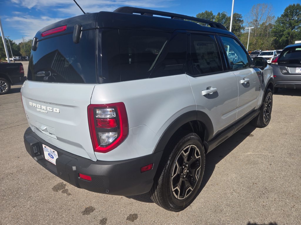 New 2026 Ford Bronco Sport Outer Banks w/ Outer Banks Tech Package+ AWD/4WD image 4