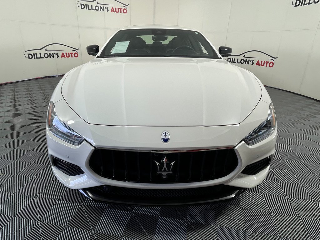 Used 2022 Maserati Ghibli Modena RWD image 11