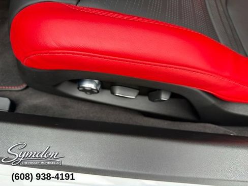 Used 2026 Chevrolet Corvette Stingray Preferred Cpe w/ Z51 Performance Package RWD image 16