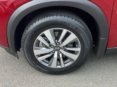 Used 2022 Nissan Pathfinder SL AWD/4WD image 9