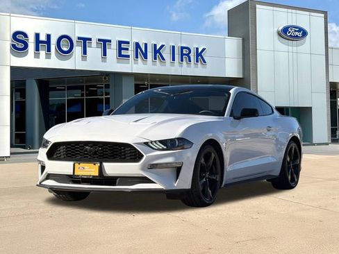 Certified 2022 Ford Mustang Coupe w/ Equipment Group 101A image 3