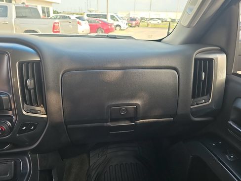 Used 2018 Chevrolet Silverado 1500 LT w/ Texas Edition AWD/4WD image 20