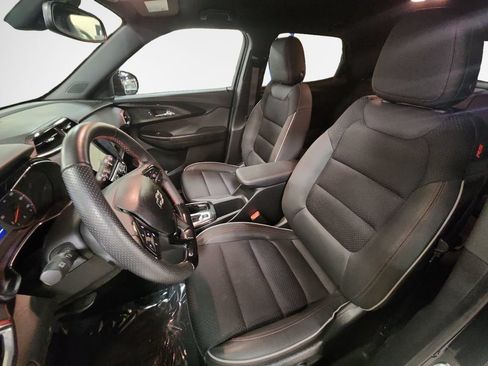 Certified 2023 Chevrolet TrailBlazer RS w/ Convenience Package AWD/4WD image 13