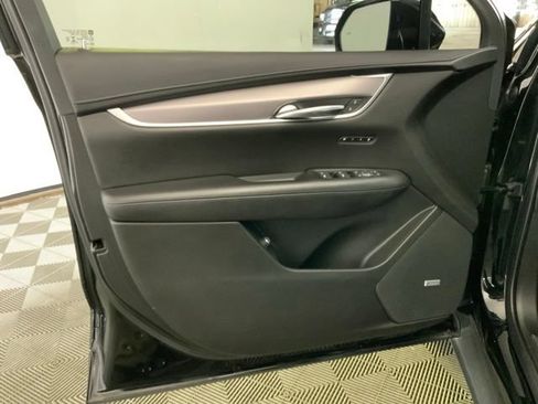 Used 2019 Cadillac XT5 Luxury AWD/4WD image 18