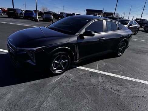 Used 2025 Kia K4 LXS image 5