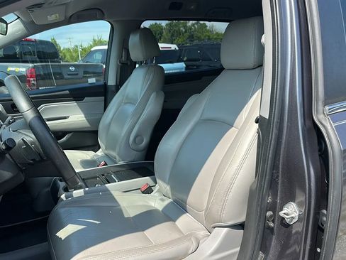 Used 2018 Honda Odyssey EX image 10