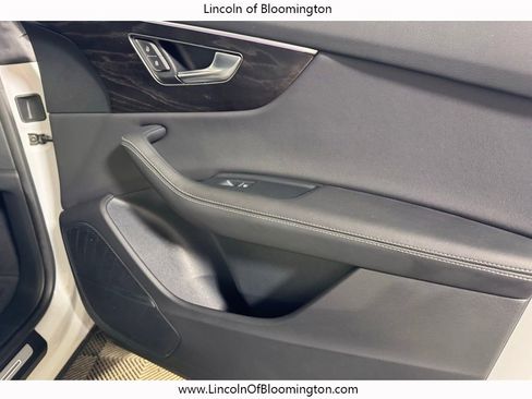 Used 2023 Audi Q8 Premium Plus w/ Premium Plus Package image 19