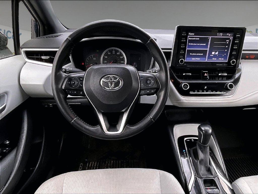 Used 2021 Toyota Corolla SE w/ SE Preferred Package FWD image 17