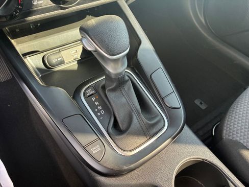 Used 2025 Kia Soul LX w/ LX Technology Package image 39