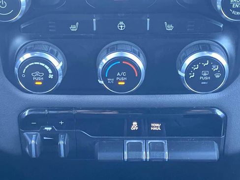 Used 2023 RAM 1500 Big Horn AWD/4WD image 18