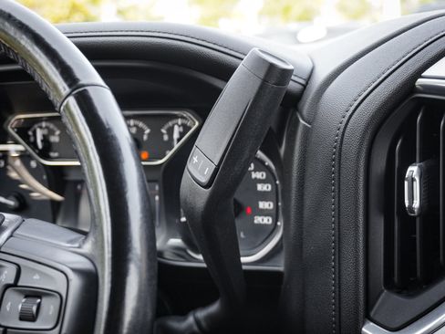 Used 2021 GMC Sierra 1500 SLT w/ SLT Premium Plus Package AWD/4WD image 25